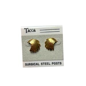 Tacoa Gold Shell Earrings